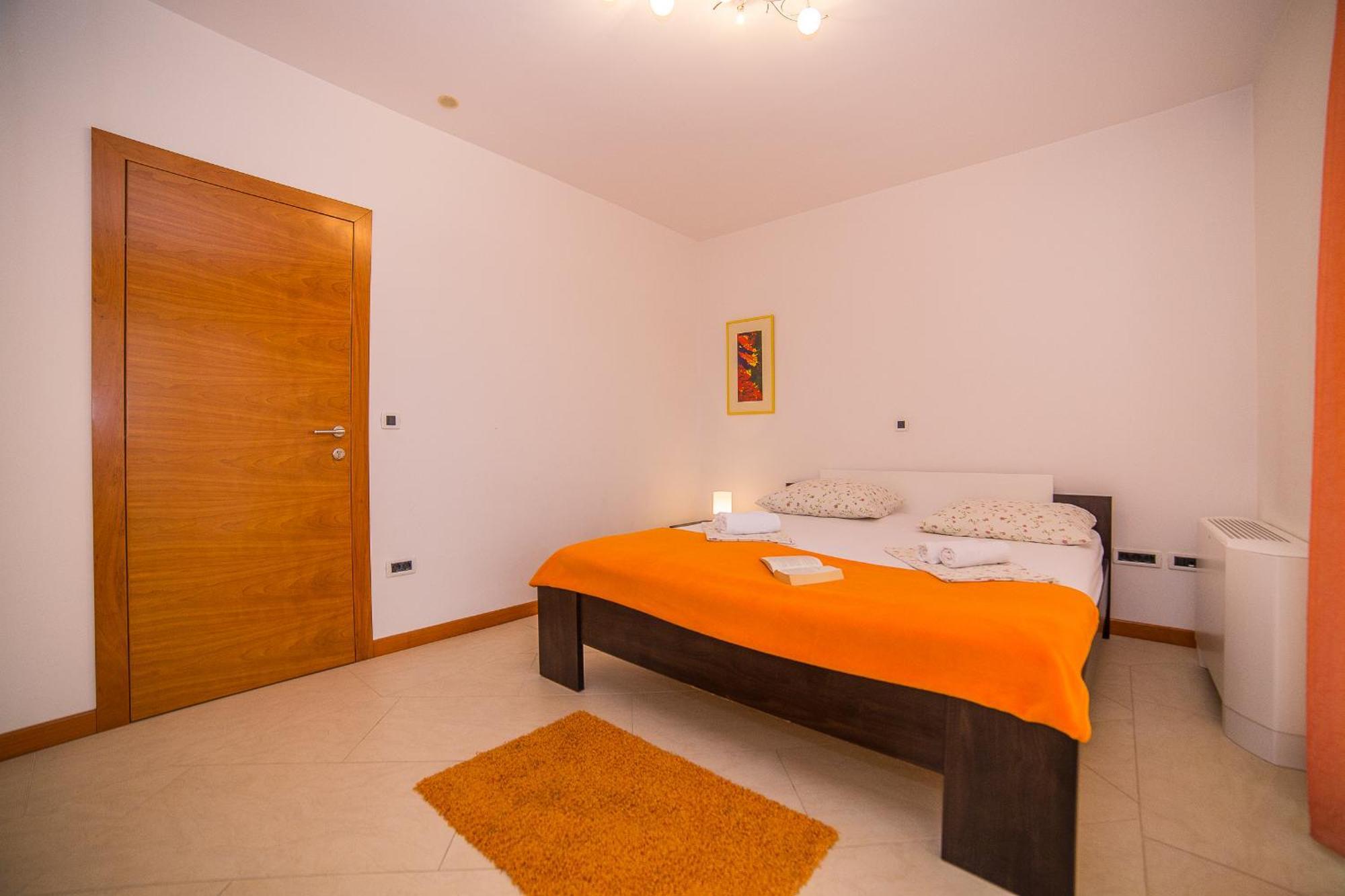 Apartments Milan Makarska Szoba fotó